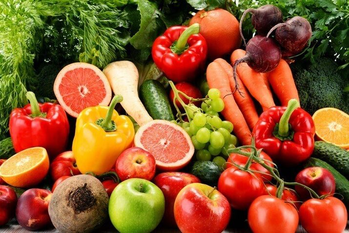 อาหารประจำวันของคุณสำหรับการลดน้ำหนักอาจรวมถึงผักและผลไม้ส่วนใหญ่